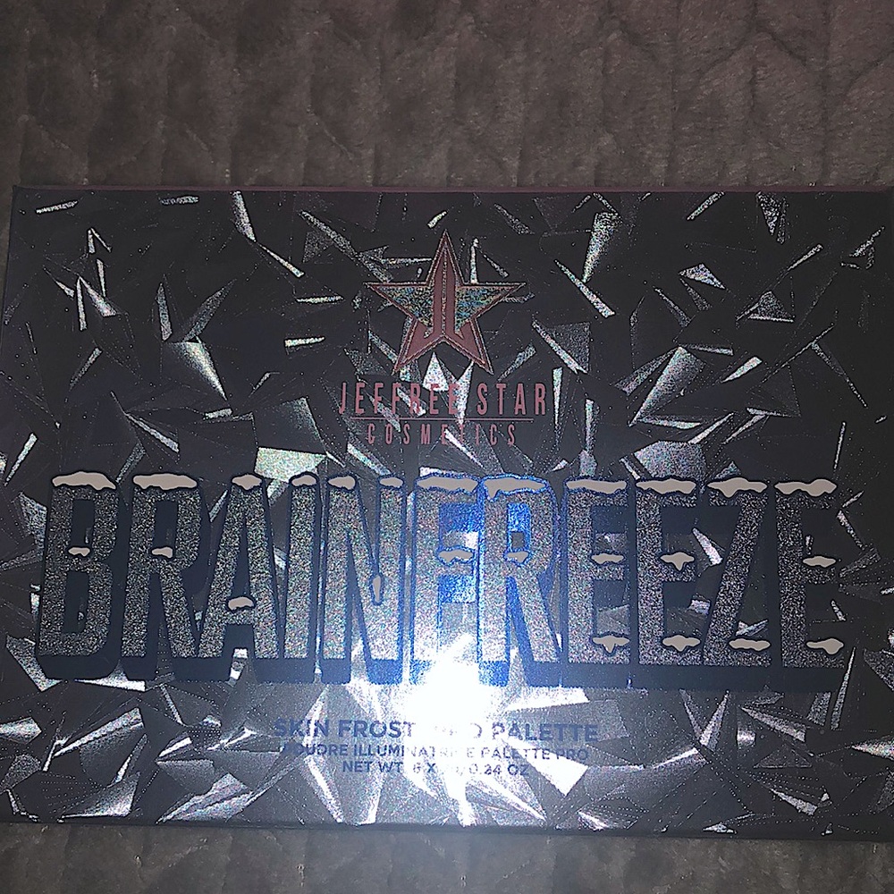 Jeffree Star “ Brainfreeze” Skin Frost Pro Palette